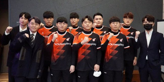 接近完美的 接近完美的