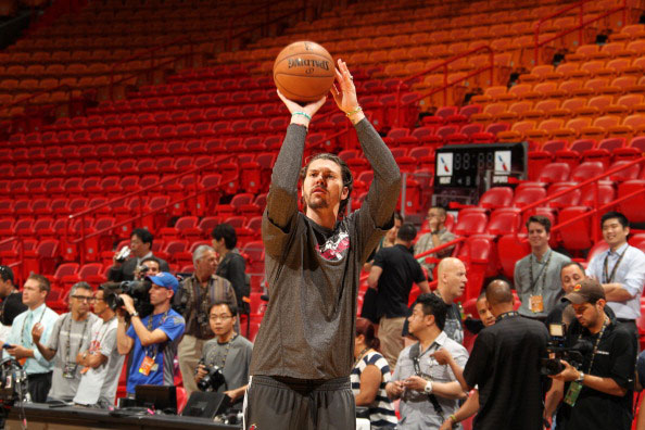 揭示了一个 揭示了一个