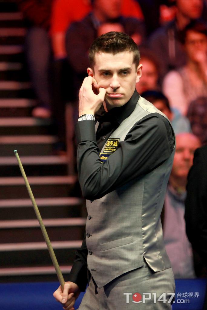 充满悬念 充满悬念