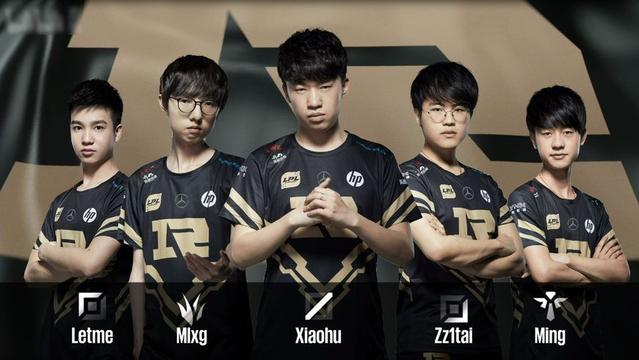 体育世乒赛：周启豪首战告捷 下轮迎战名将波尔