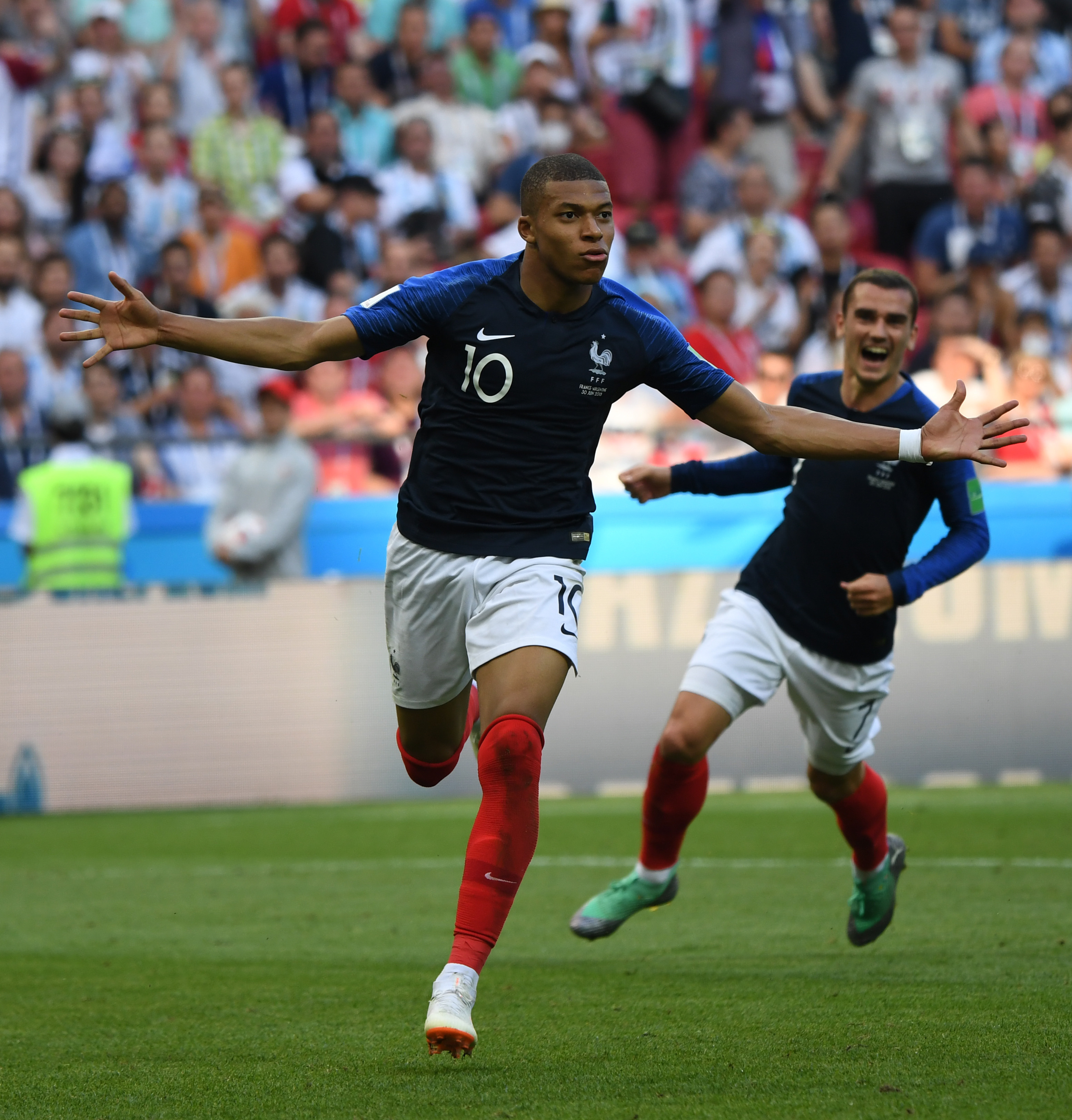 近缘位次球 近缘位次球