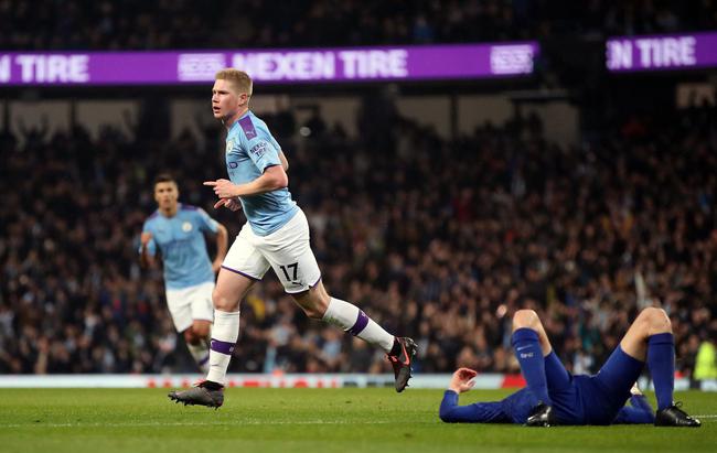 出后再度回 出后再度回